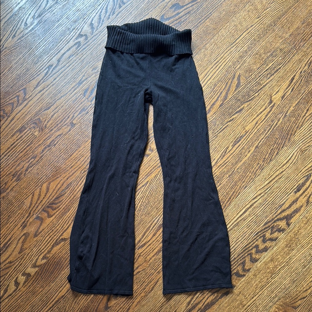 B5 H&M Women’s 12 Black Flare Pants with Ribbed Cuffed Waist